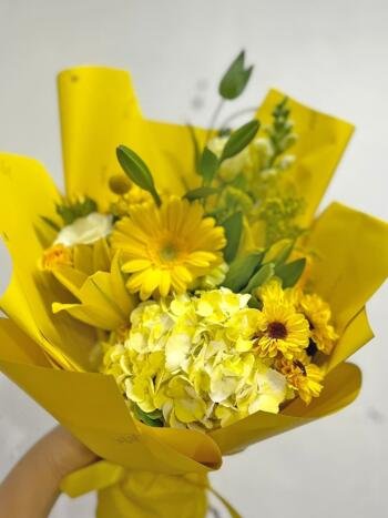 Ramo Flores Amarillas Mixtas 2.0
